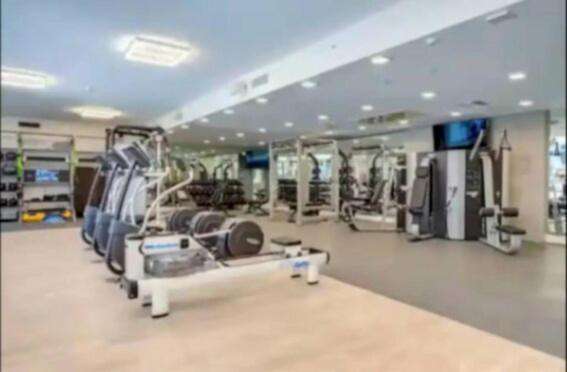 Stunning 3 Bedroom High-Rise With Pool, Spa, And Rooftop Views Los Angeles Exterior photo